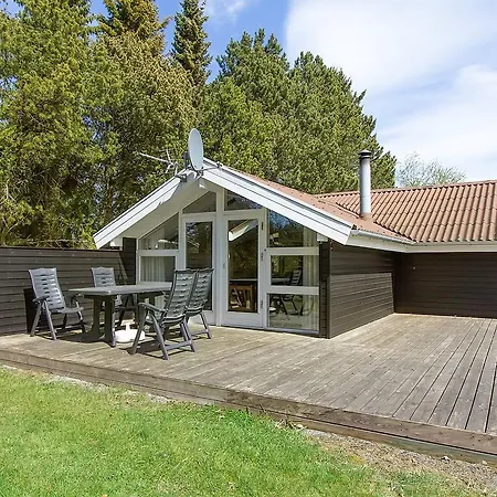 Three-bedroom Holiday In Дом отдыха Халс
