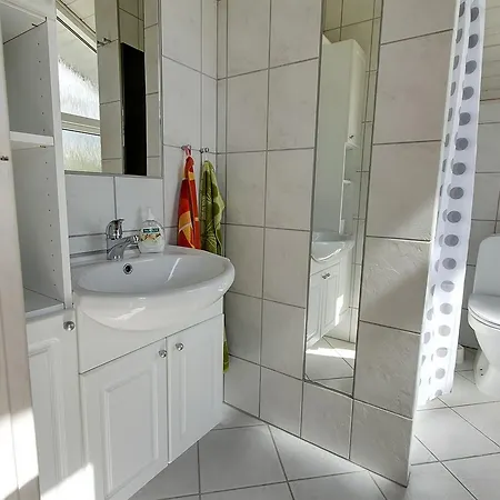 Three-bedroom Holiday In Дом отдыха Халс